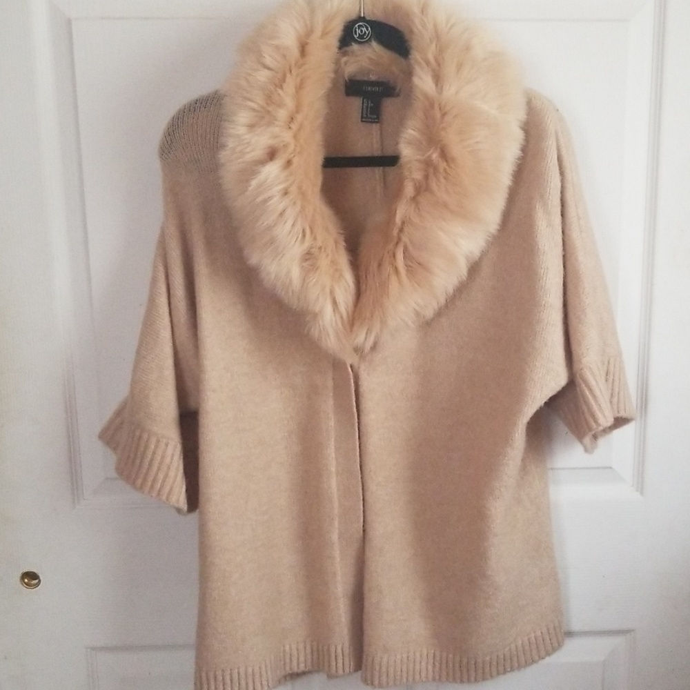 Fur collar sweater
